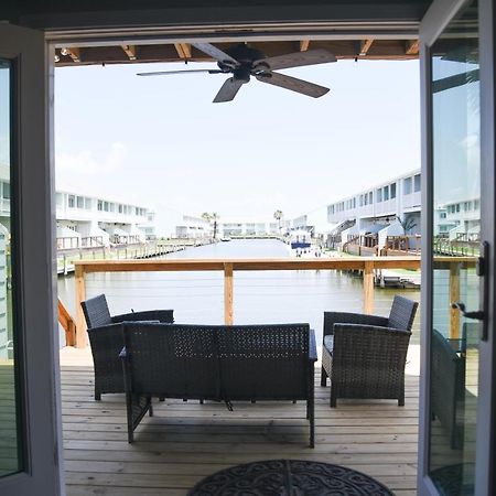 Rockport Waterfront Condo With A View ภายนอก รูปภาพ