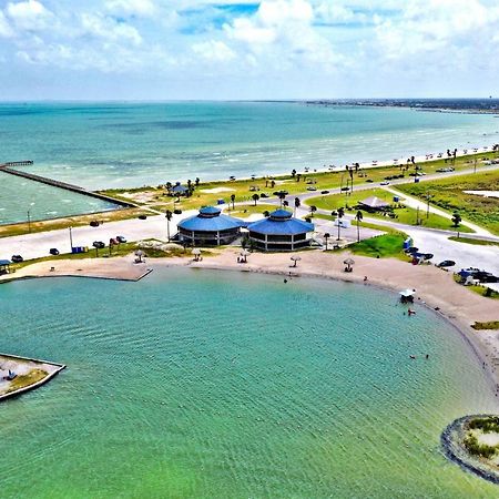 Rockport Waterfront Condo With A View ภายนอก รูปภาพ