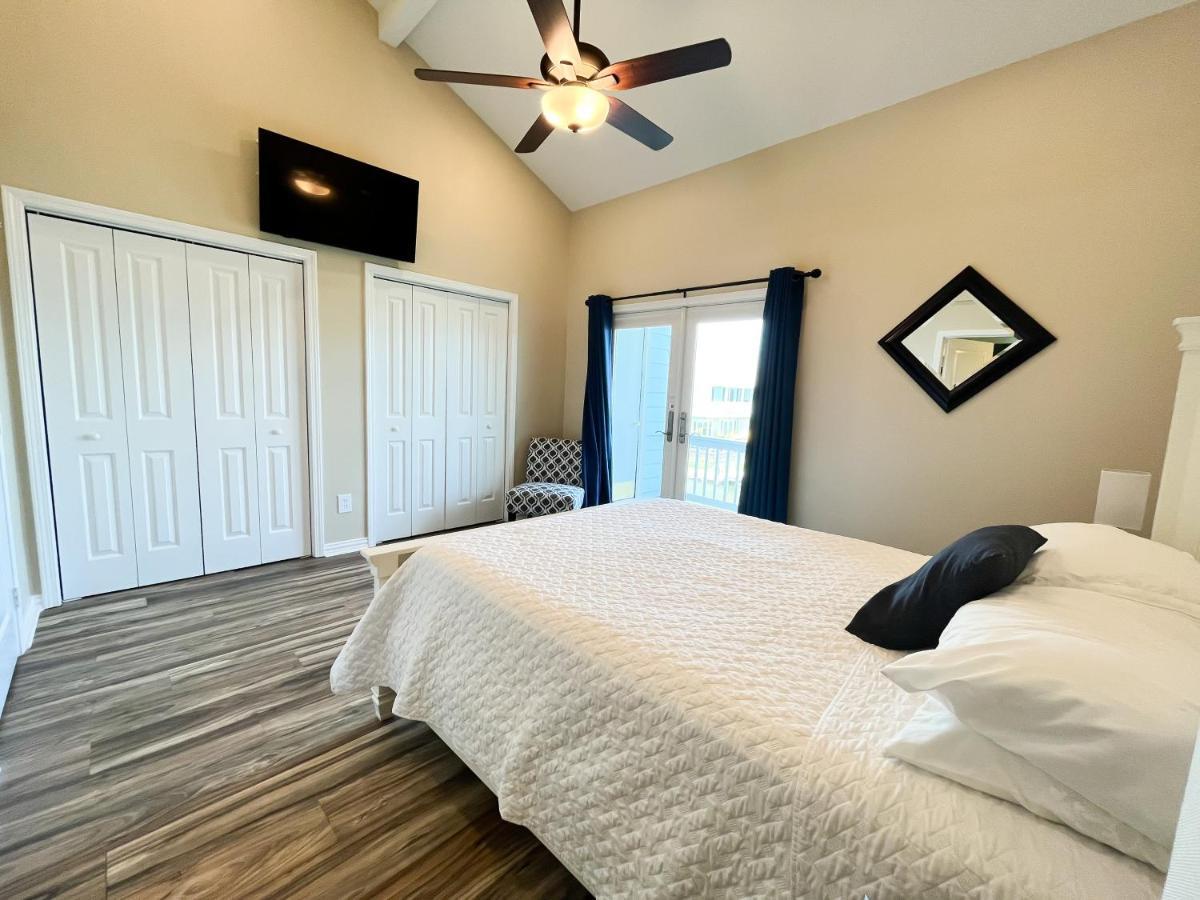 Rockport Waterfront Condo With A View ภายนอก รูปภาพ