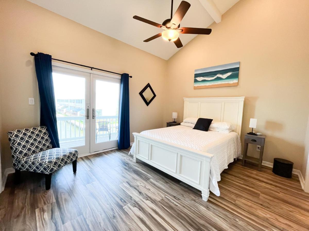 Rockport Waterfront Condo With A View ภายนอก รูปภาพ
